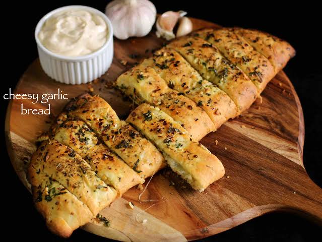 GARLIC BREAD