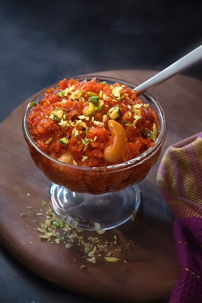 Restaurant style gajar ka halwa